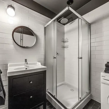 Modern Grey Apartment, 0,6km From Old Town Lägenhet Tallinn