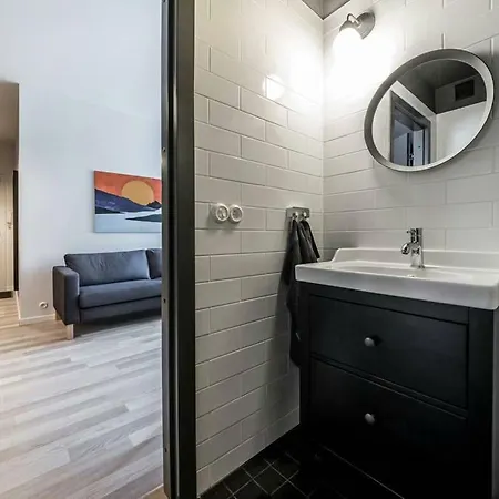 Modern Grey Apartment, 0,6km From Old Town Lägenhet Tallinn
